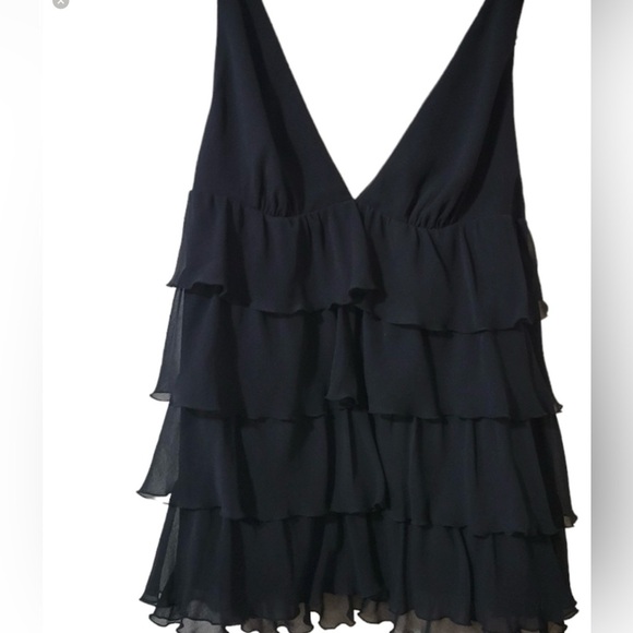 Victoria's Secret Black Tiered Rufled Vnek Tank Top Size M - Picture 1 of 9